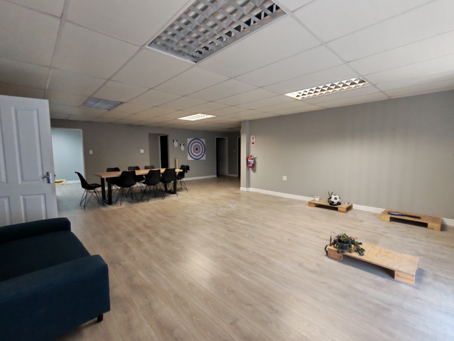 To Let commercial Property for Rent in Asla Park Western Cape